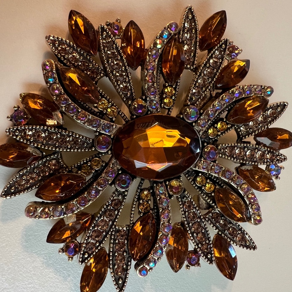 Brooch